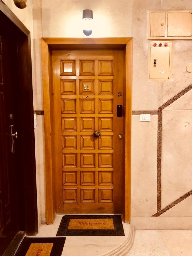Balcony Penthouse - Spacious, Best Location Apartment Кайро Екстериор снимка