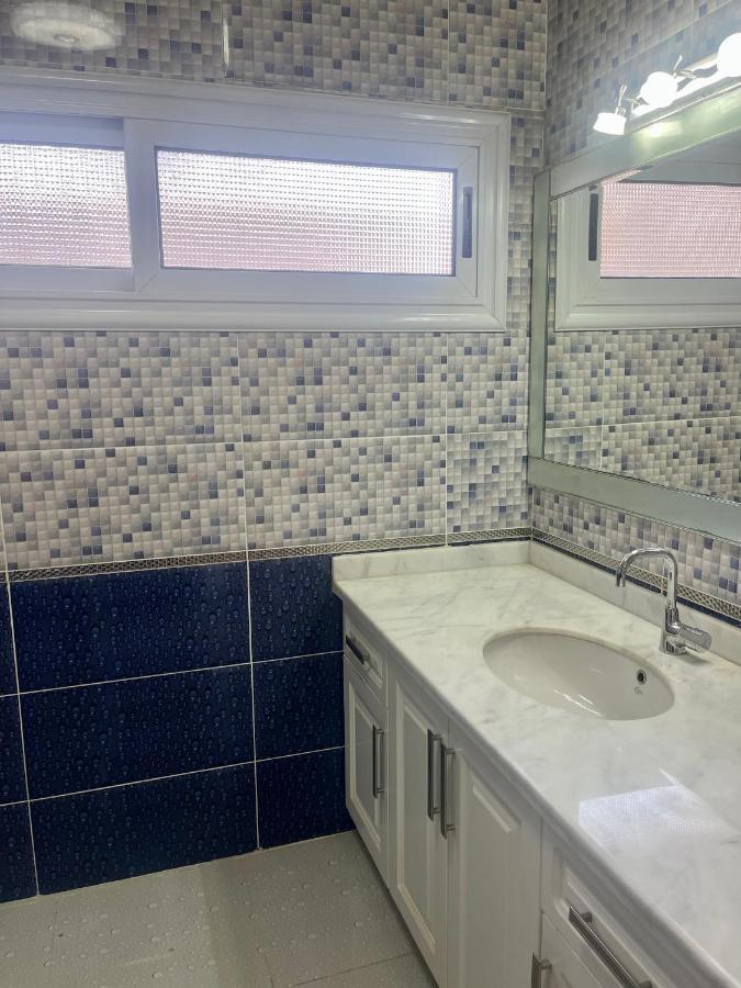 Balcony Penthouse - Spacious, Best Location Apartment Кайро Екстериор снимка